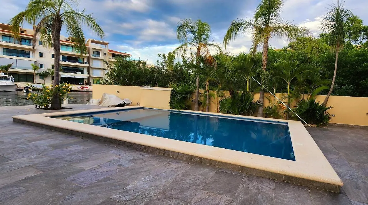 Duplex Deluxe Puerto Aventuras Apartment
