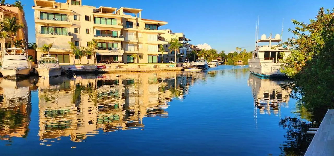 Duplex Deluxe Puerto Aventuras Apartment 0*,  Mexico